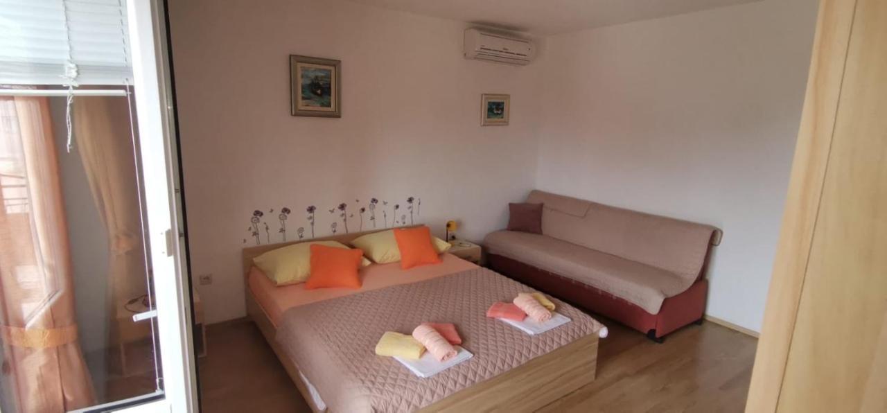 Apartments Mate บาชกาโวดา ภายนอก รูปภาพ